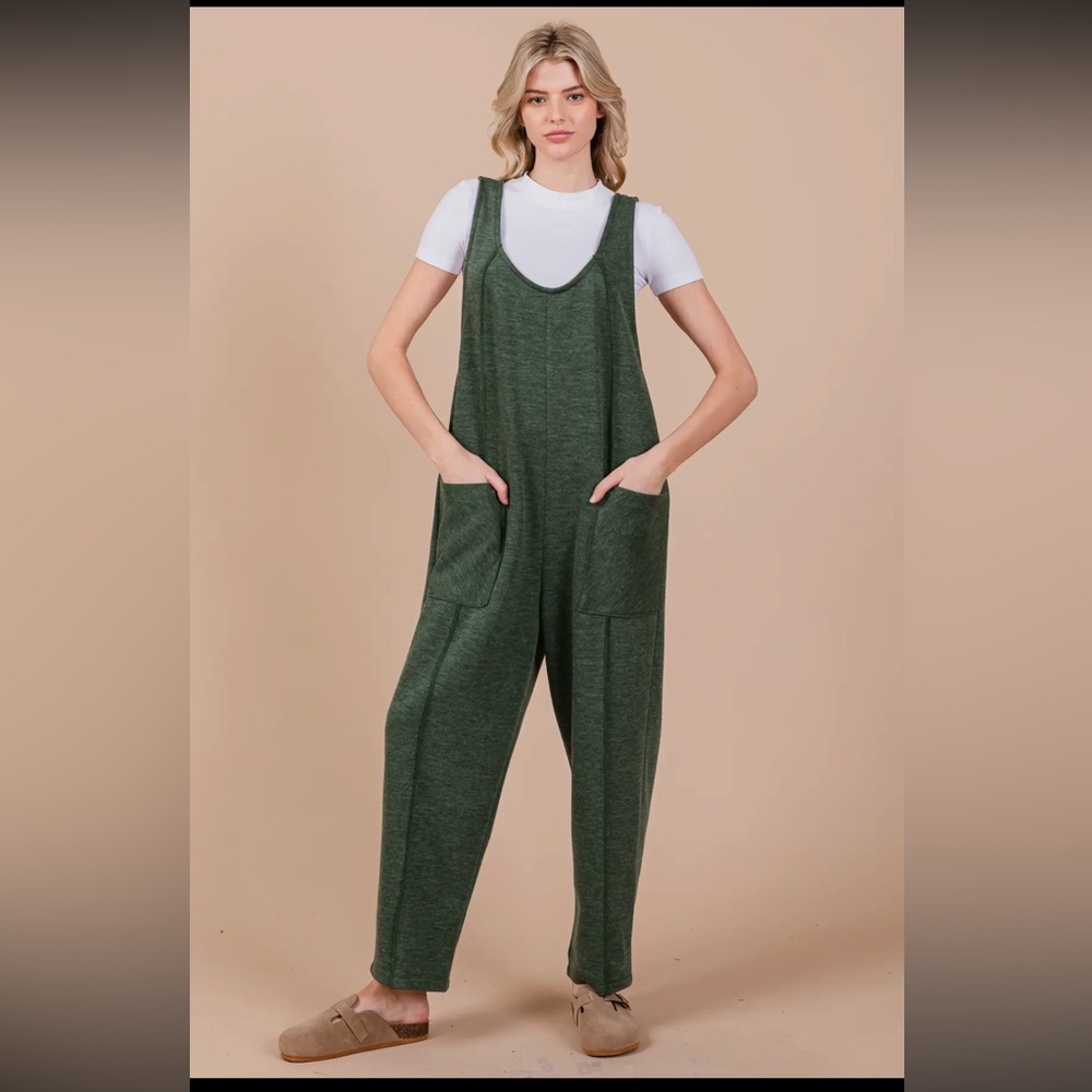 Solid Knit Front Pocket Jumpsuit